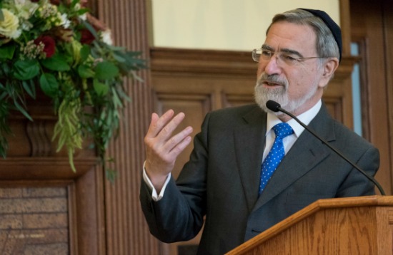 (Photo by Sid Hastings / WUSTL Photos) Rabbi Lord Jonathan Sacks held a lecture and book signing at Washington University in St. Louis on Nov. 3, 2015. 